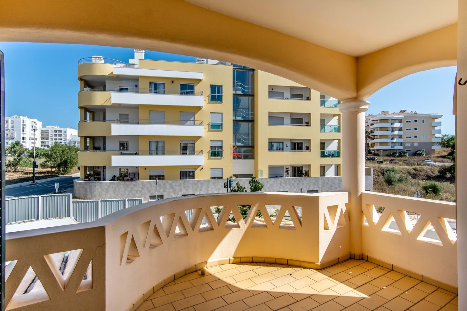 Moradia T3, a curta distância a pé da Praia de Porto de Mós, Lagos