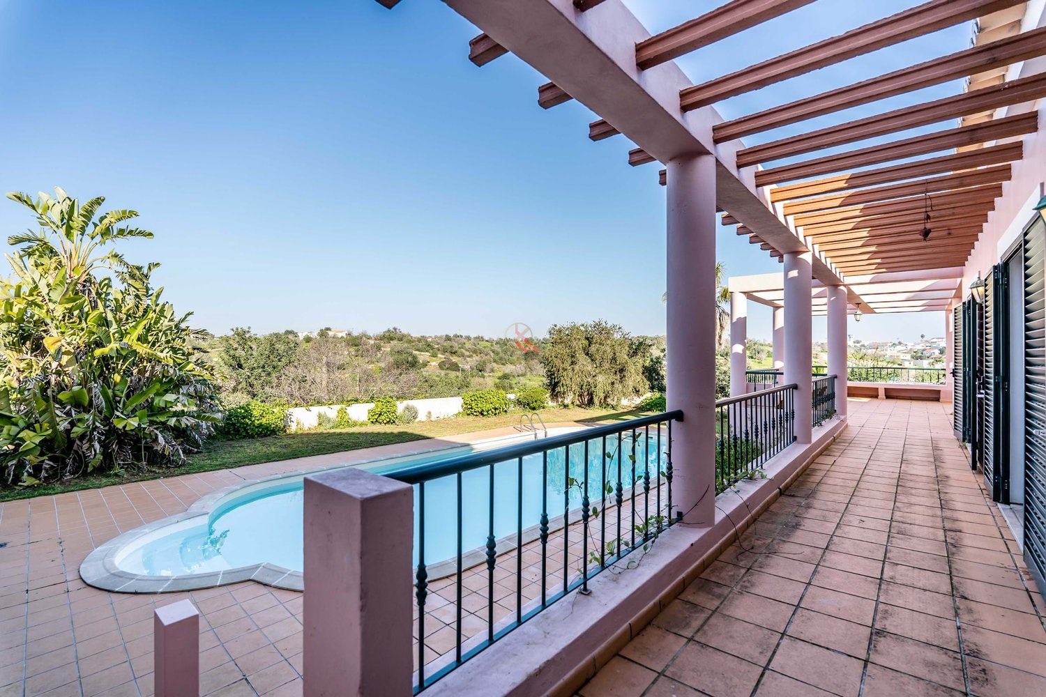  Moradia com piscina à venda no Calvário