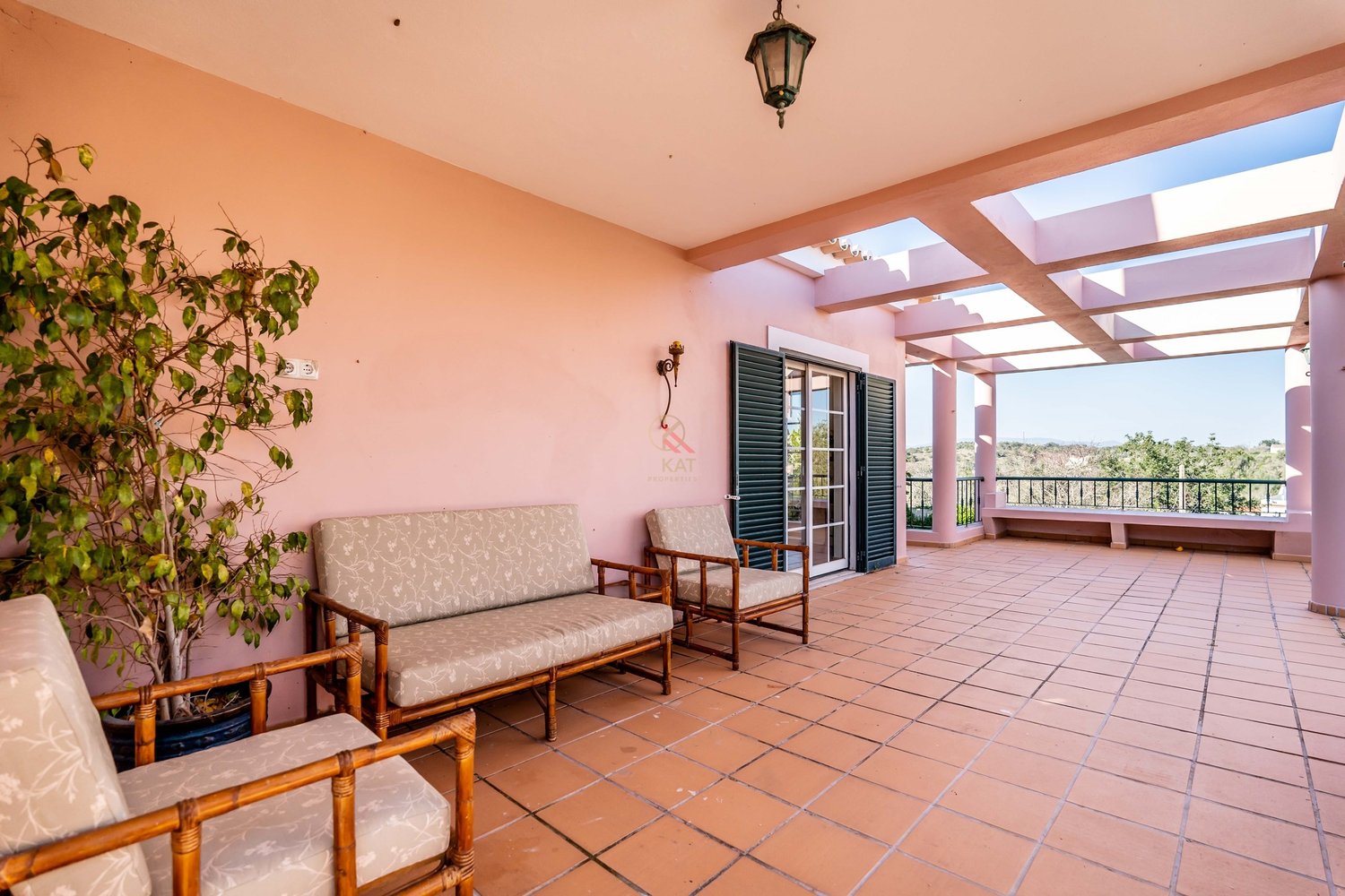  Moradia com piscina à venda no Calvário