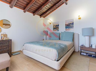 Terreno misto, Almodôvar