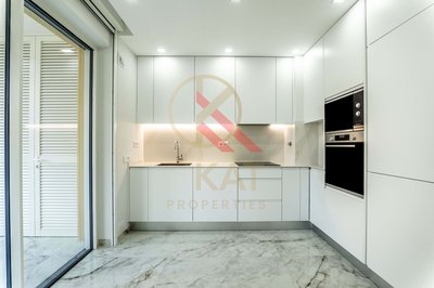 Moderno Apartamento T2 em Lagos – Com Piscina na cobertura
