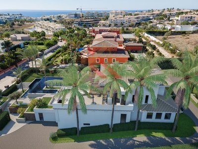 Moradia de Luxo com Vista Mar em Porto de Mós, Lagos