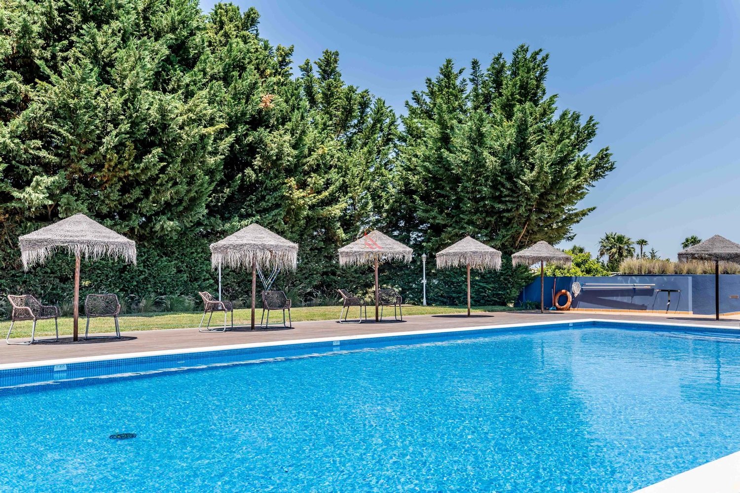 Tourist Village, Luz, Lagos