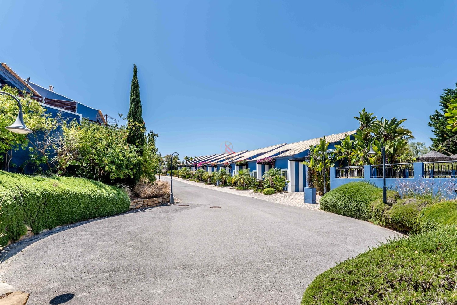 Tourist Village, Luz, Lagos