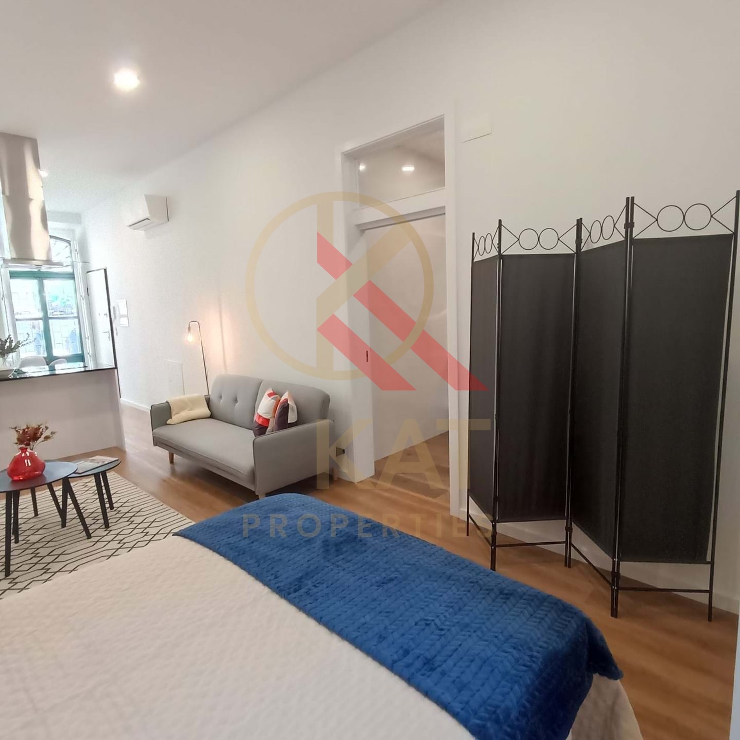 OPEN SPACE MODERNO E RENOVADO – 63M² + LOGRADOURO 