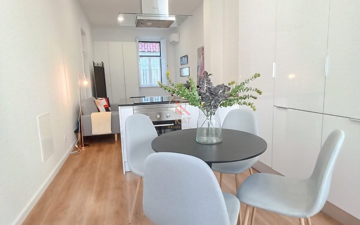 OPEN SPACE MODERNO E RENOVADO – 63M² + LOGRADOURO 