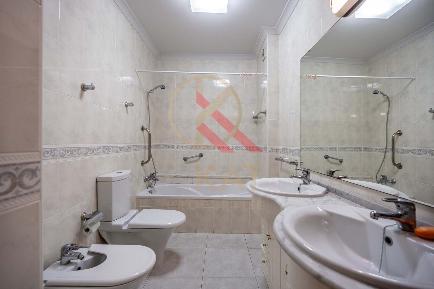Apartamento T1 com Vista Mar e uma Localização de Excelência