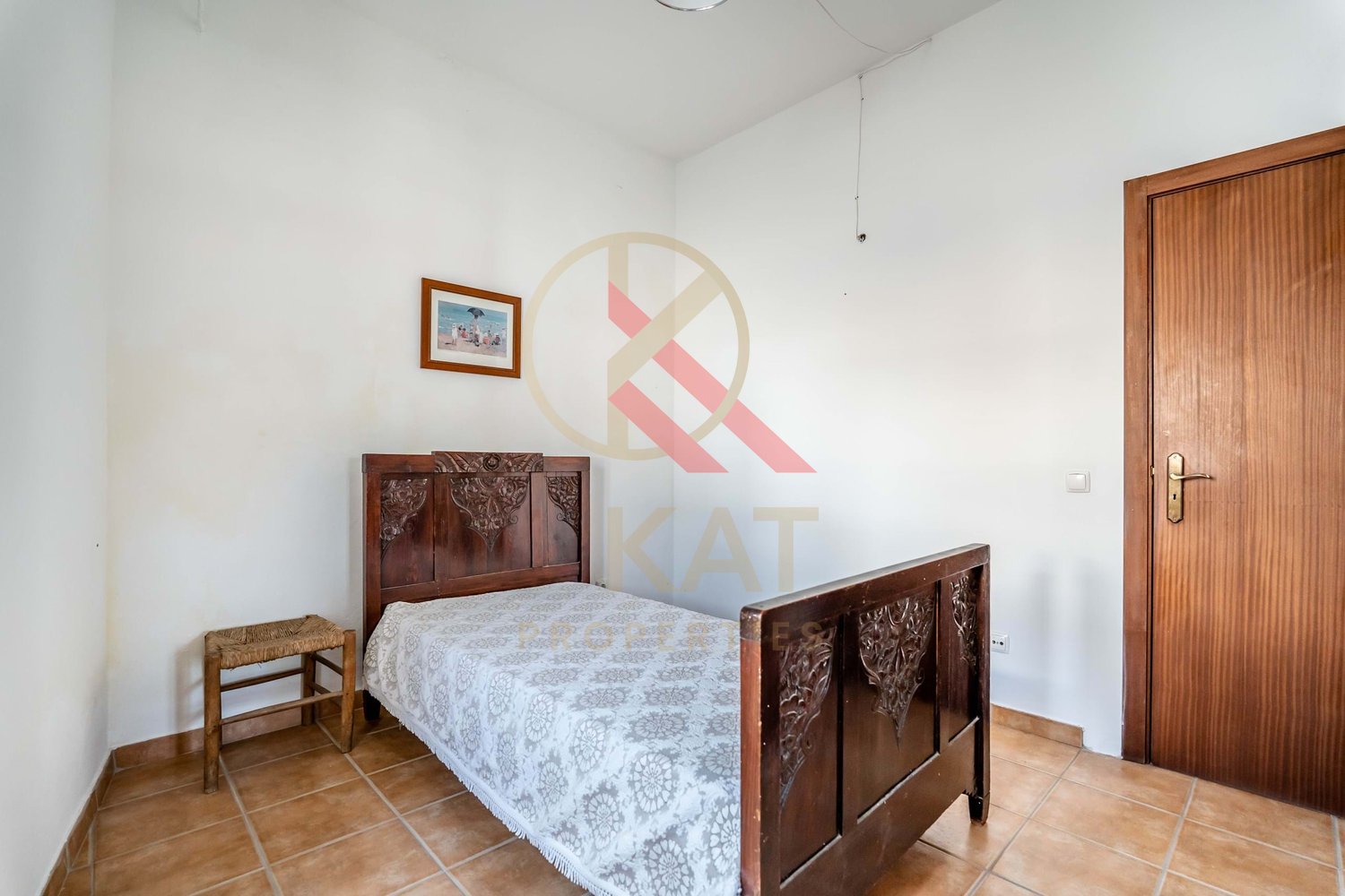 Casa antiga na Vila de Alcantarilha, próximo da praia dos Salgados e Armação de Pêra