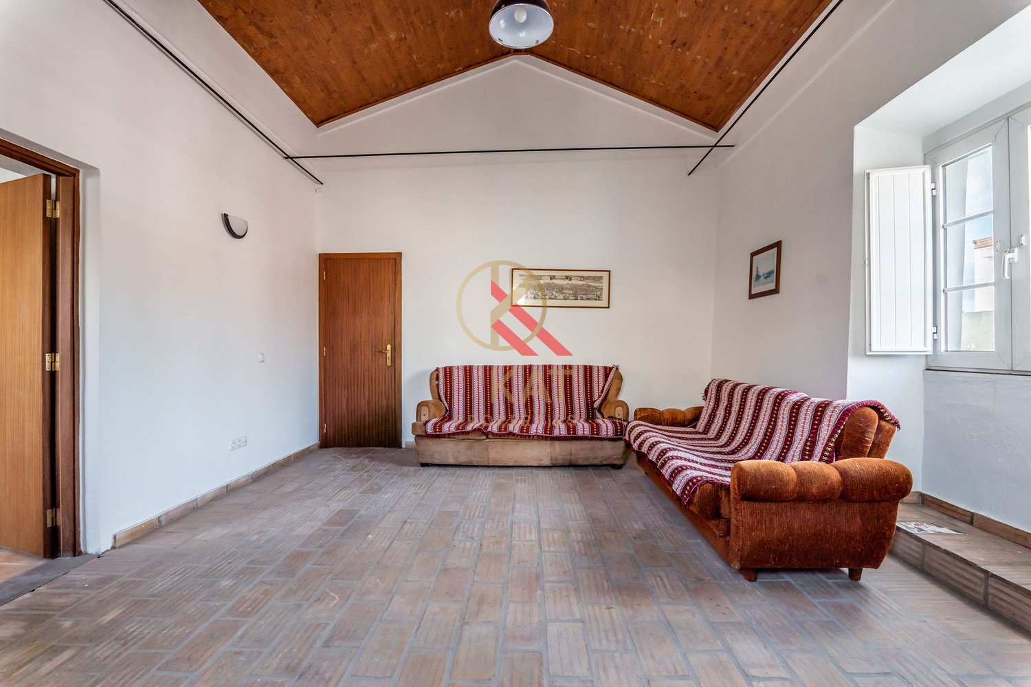 Casa na Vila de Alcantarilha, próximo da praia dos Salgados e Armação de Pêra