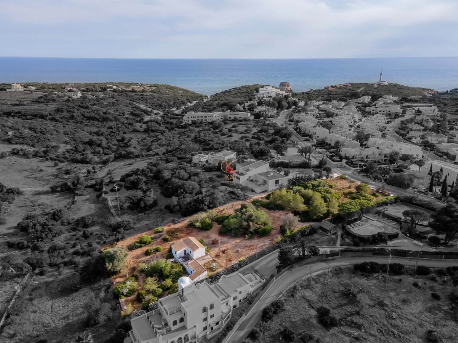 Terreno para Venda a 850 metros da Praia dos Caneiros, Ferragudo