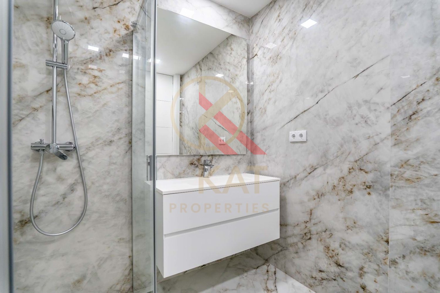 Apartamento T2 Novo em Lagos (Algarve) com piscina na cobertura 