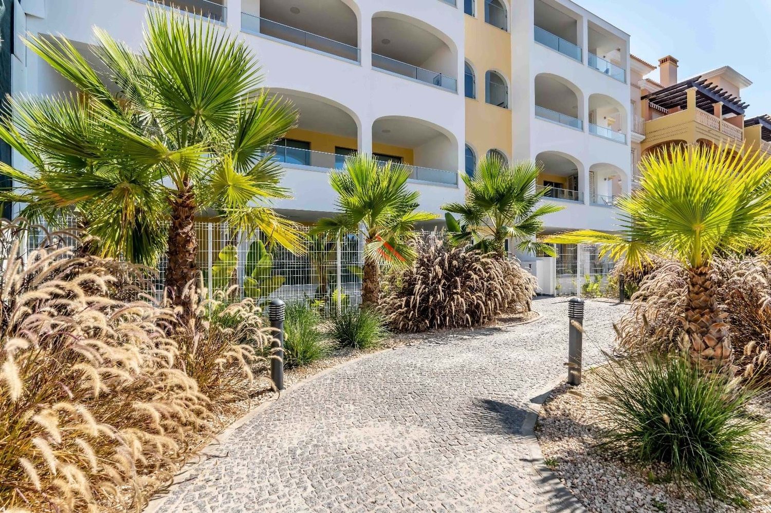 Apartamento T2 Novo em Lagos (Algarve) com piscina na cobertura 