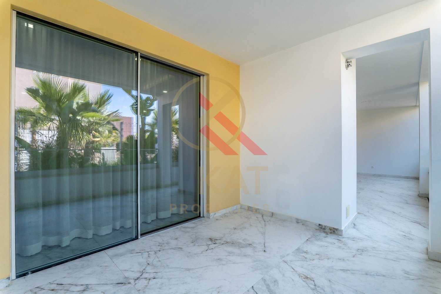 Moderno Apartamento T3 em Lagos – Com Piscina na cobertura