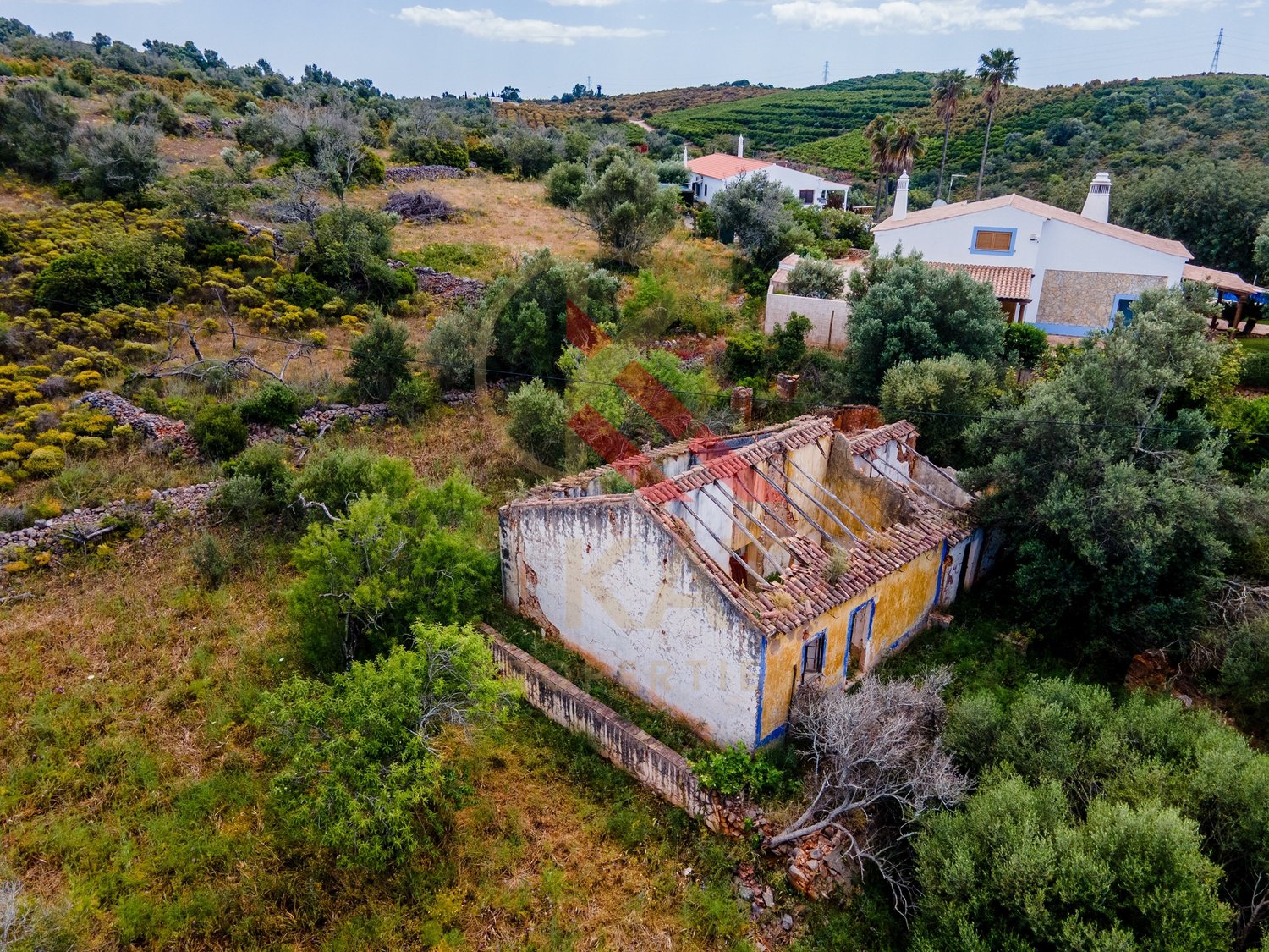 Terreno com Ruínas - Oportunidade em Silves perto da barragem do Arade