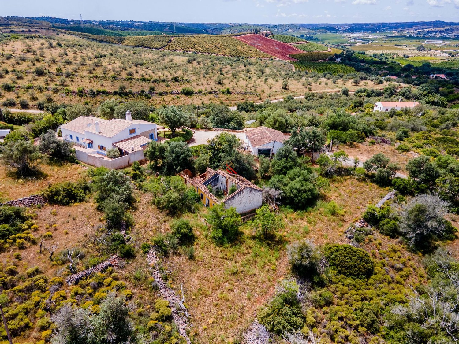 Terreno com Ruínas - Oportunidade em Silves perto da barragem do Arade