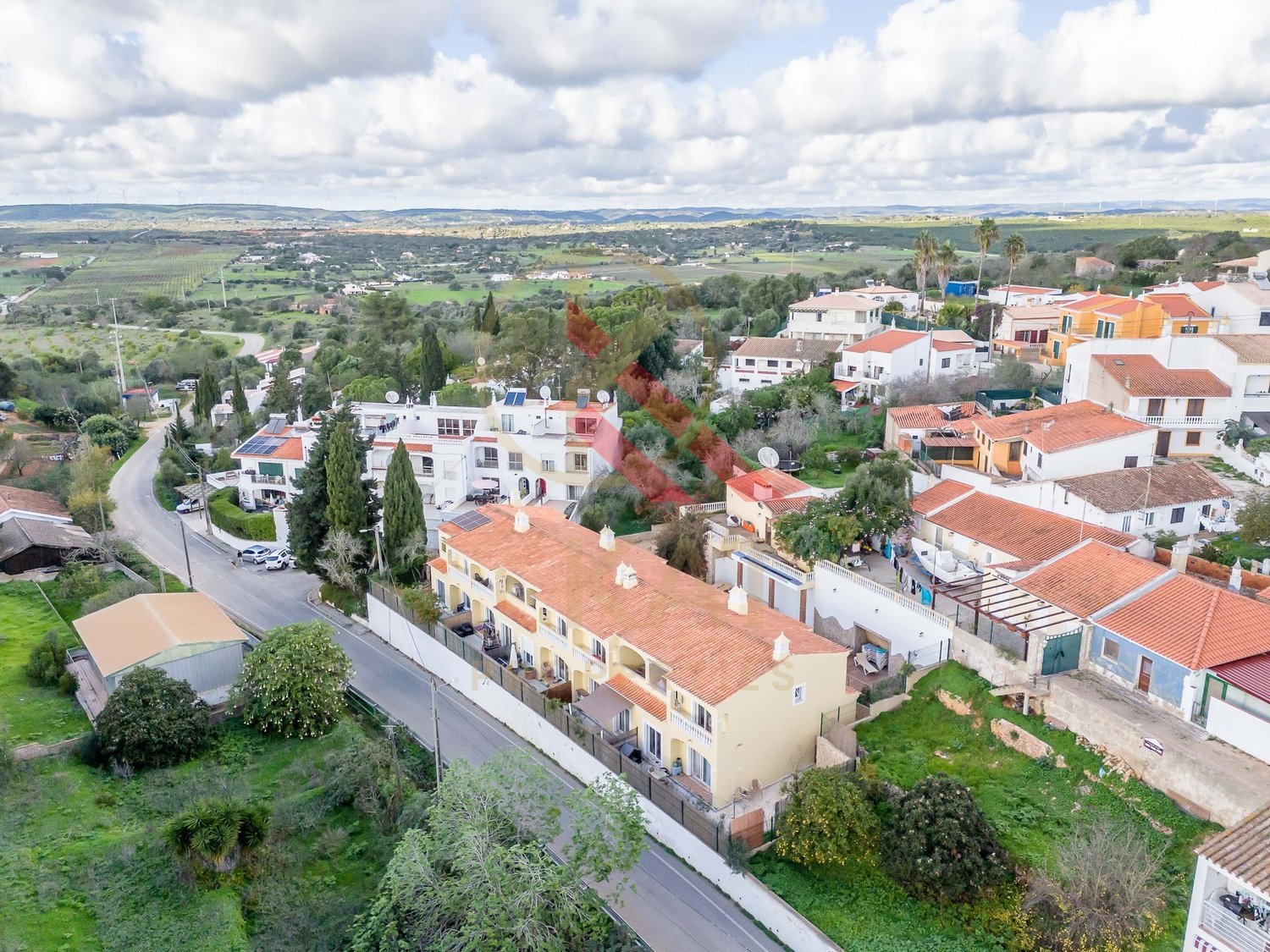 Moradia Geminada T3 em Condomínio Privado – Espiche, Lagos