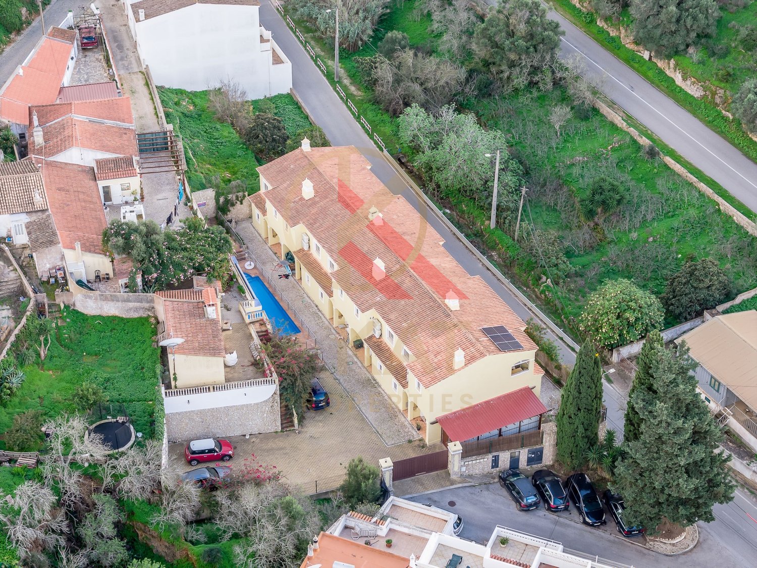 Moradia Geminada T3 em Condomínio Privado – Espiche, Lagos