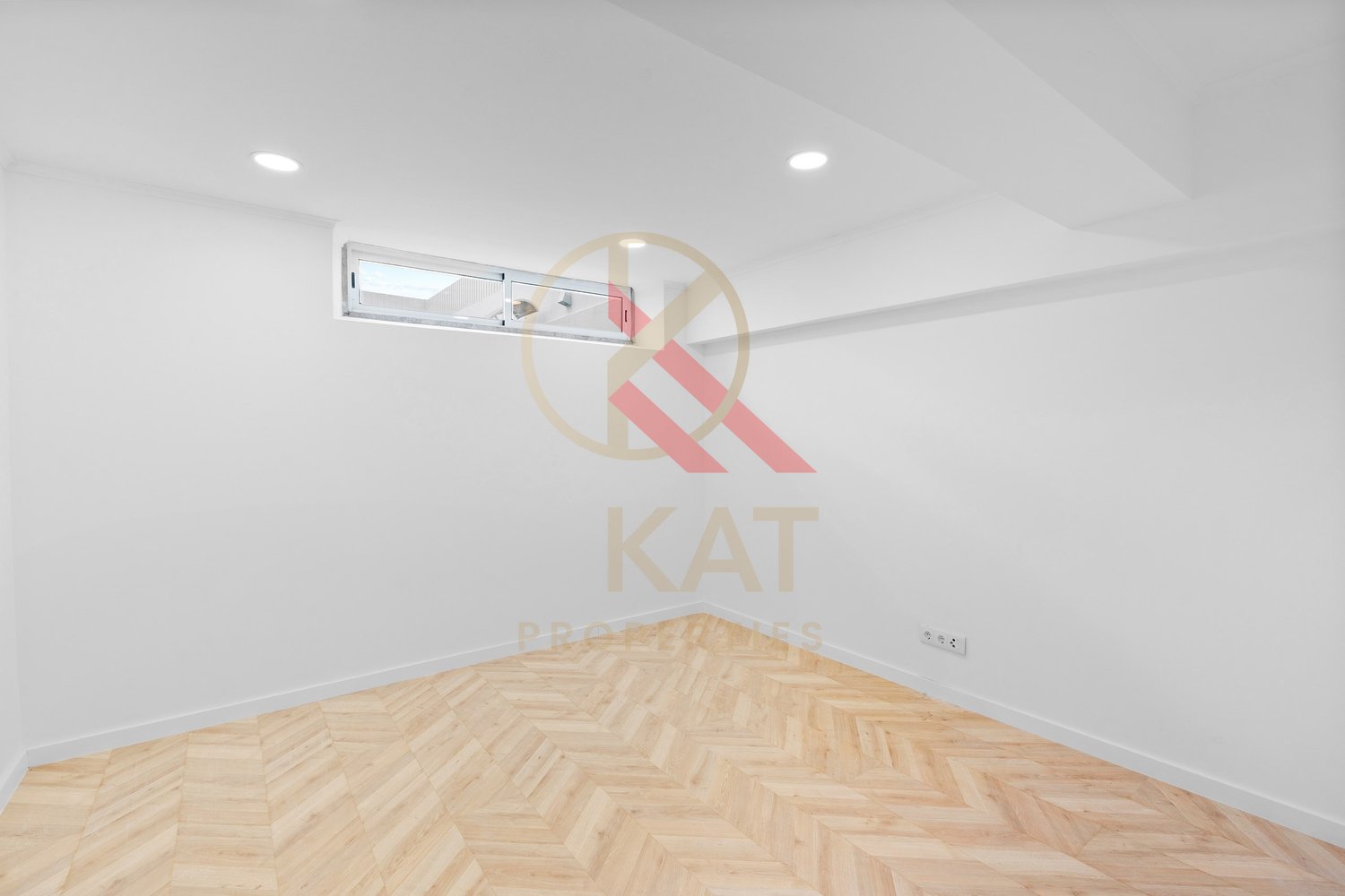 T2 de Sonho em Caxias, Oeiras – Vista Mar, Terraço Privativo com Jacuzzi e a 30 metros da Praia