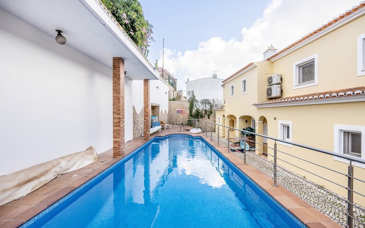Moradia Geminada T3 em Condomínio Privado – Espiche, Lagos