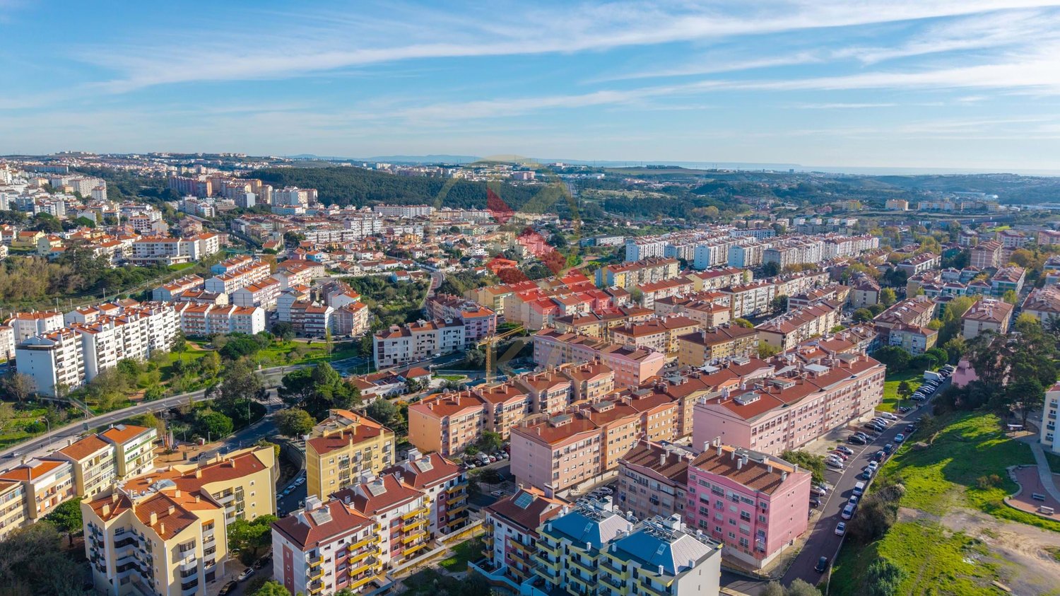 Oportunidade em Rio de Mouro — T3 Luminoso com bons acabamentos