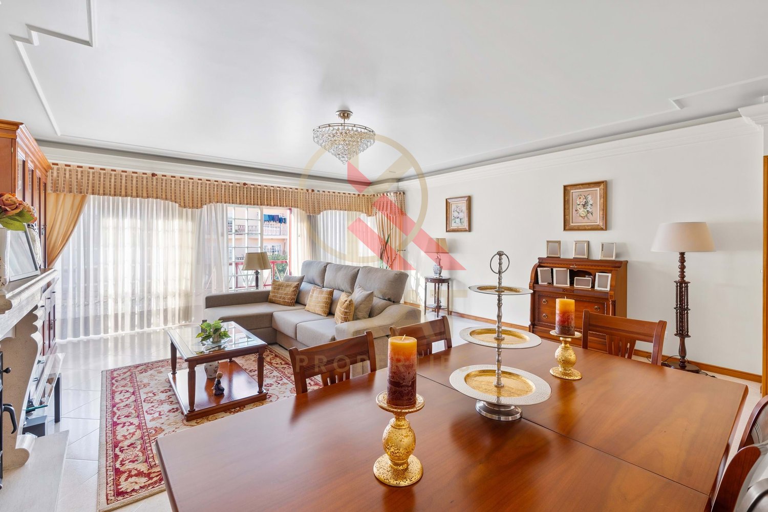 Oportunidade em Rio de Mouro — T3 Luminoso com bons acabamentos