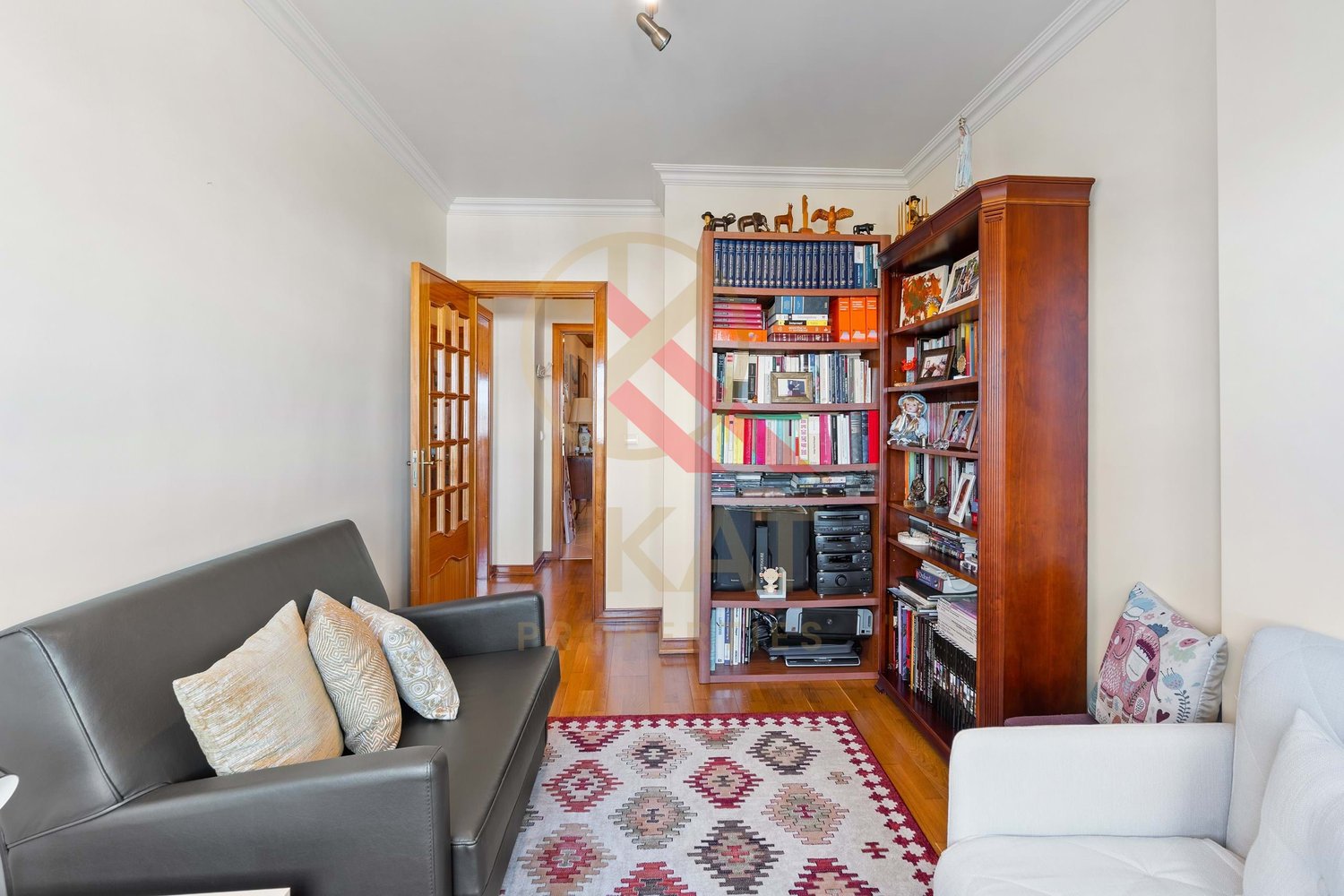 Oportunidade em Rio de Mouro — T3 Luminoso com bons acabamentos