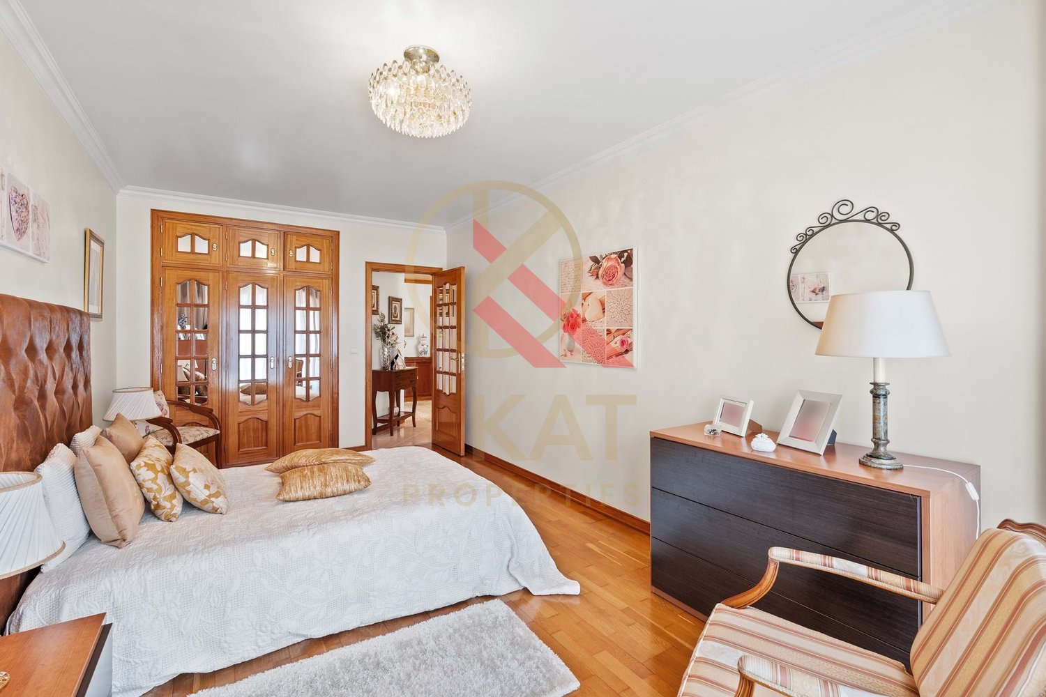 Oportunidade em Rio de Mouro — T3 Luminoso com bons acabamentos