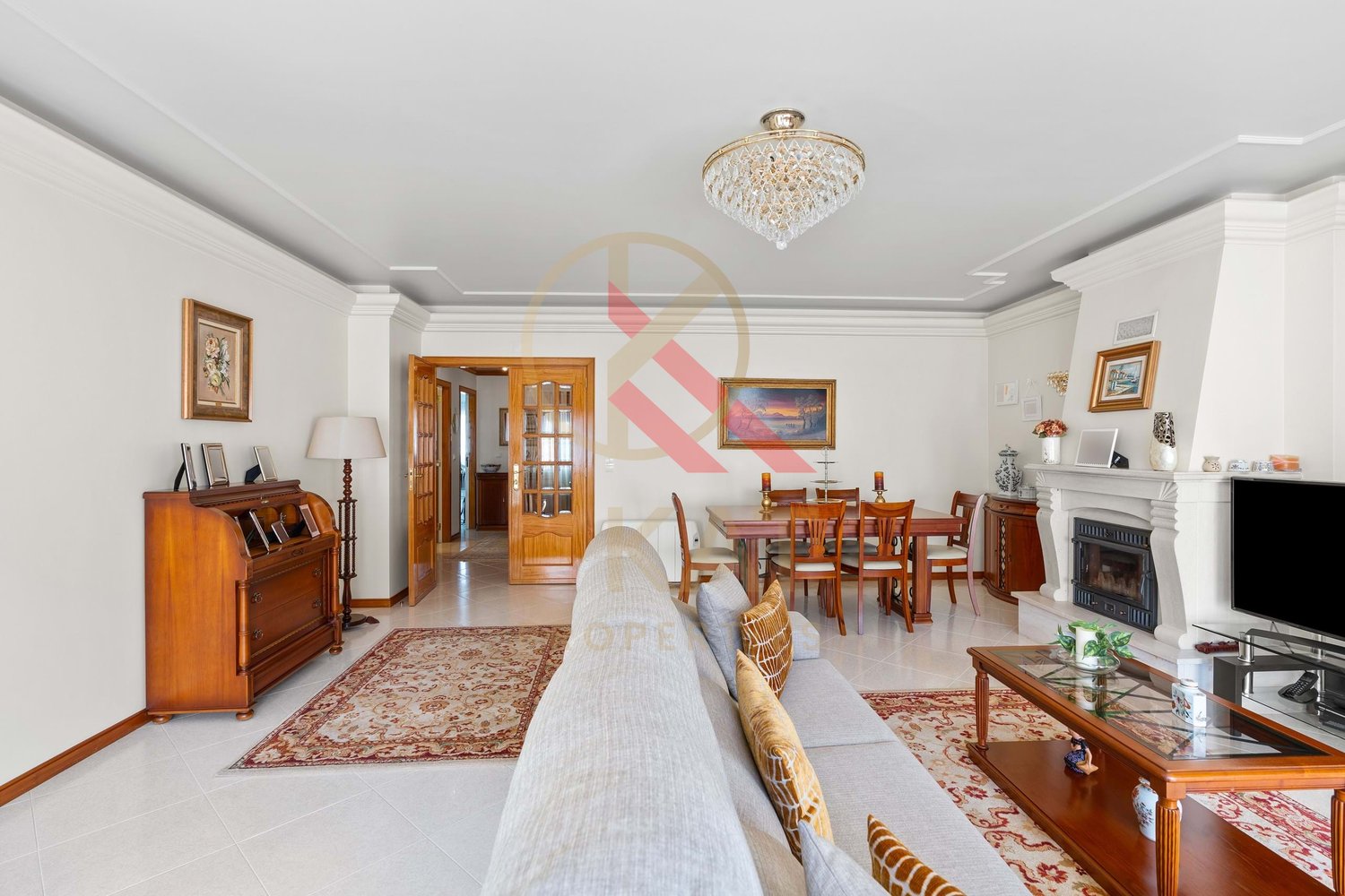 Oportunidade em Rio de Mouro — T3 Luminoso com bons acabamentos