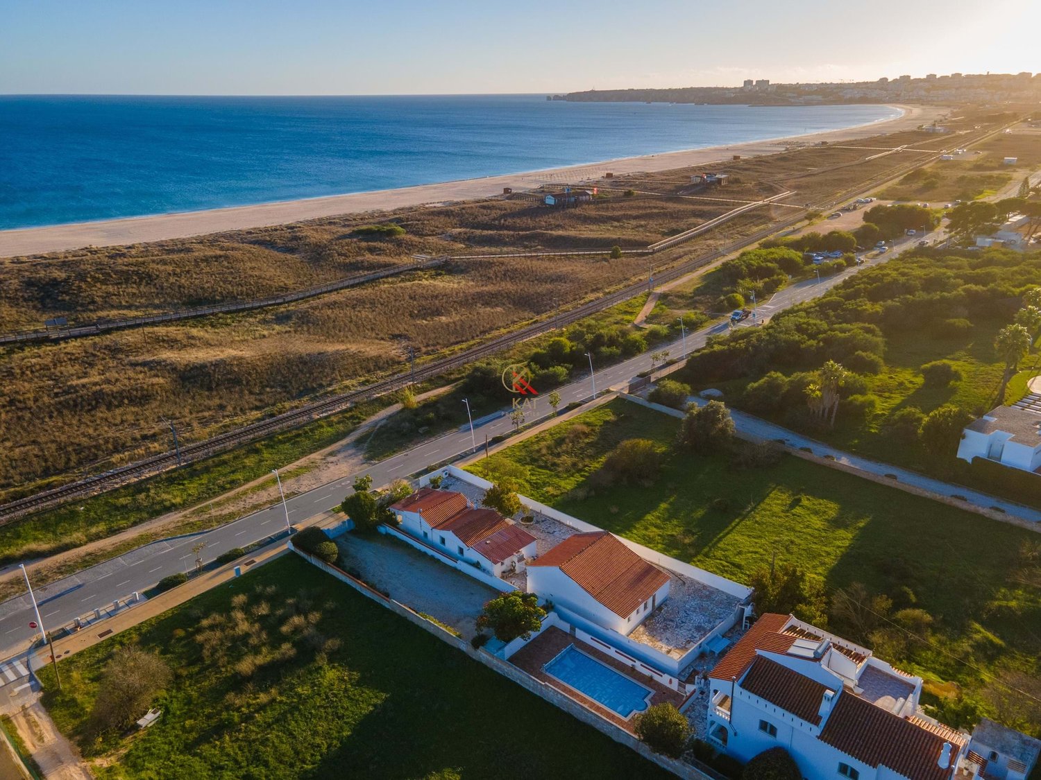 Propriedade com Localização Premium a 200m da Meia Praia – Lagos