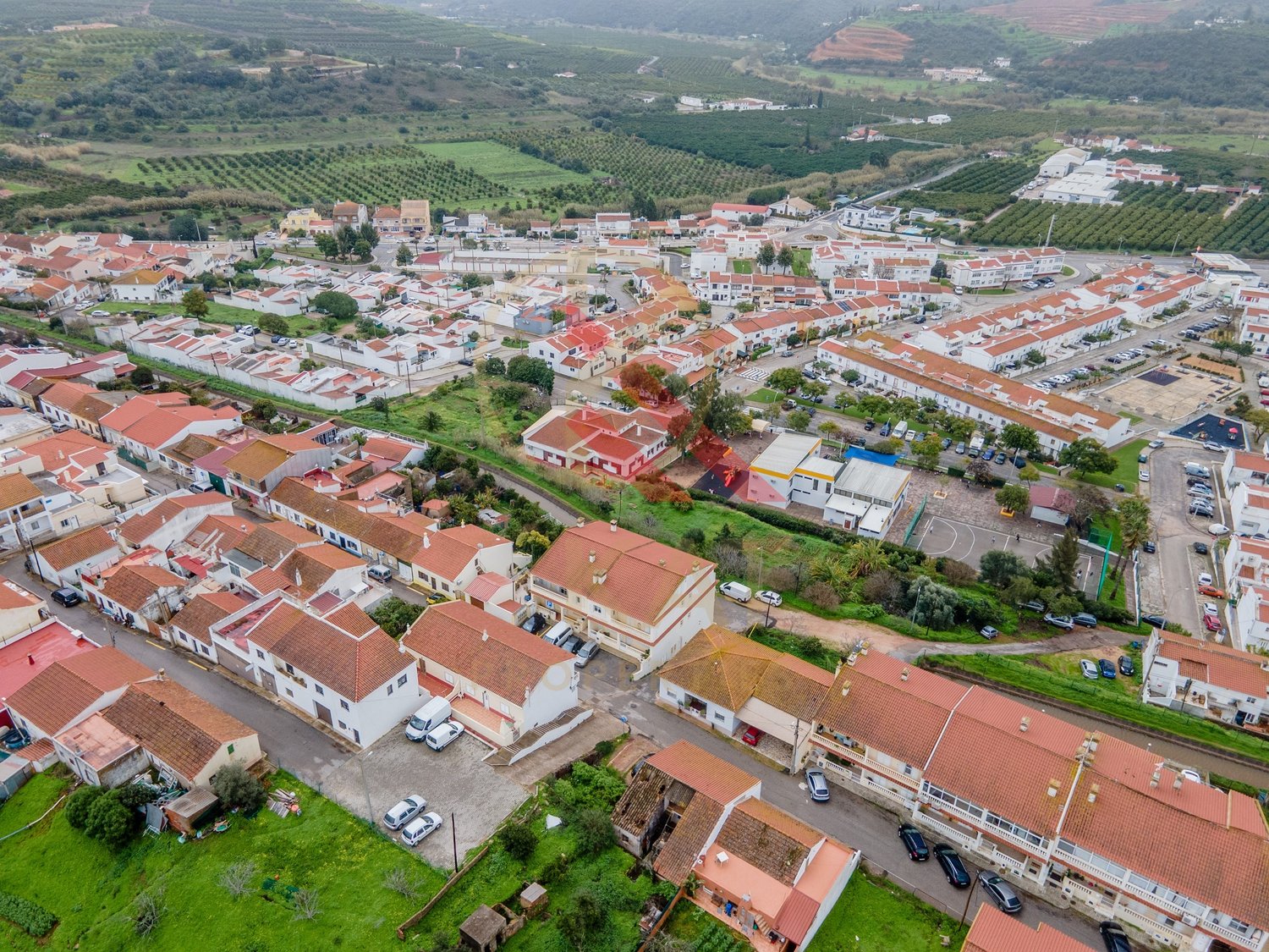 Apartamento T1 + 2 em Silves com Vista Desafogada 