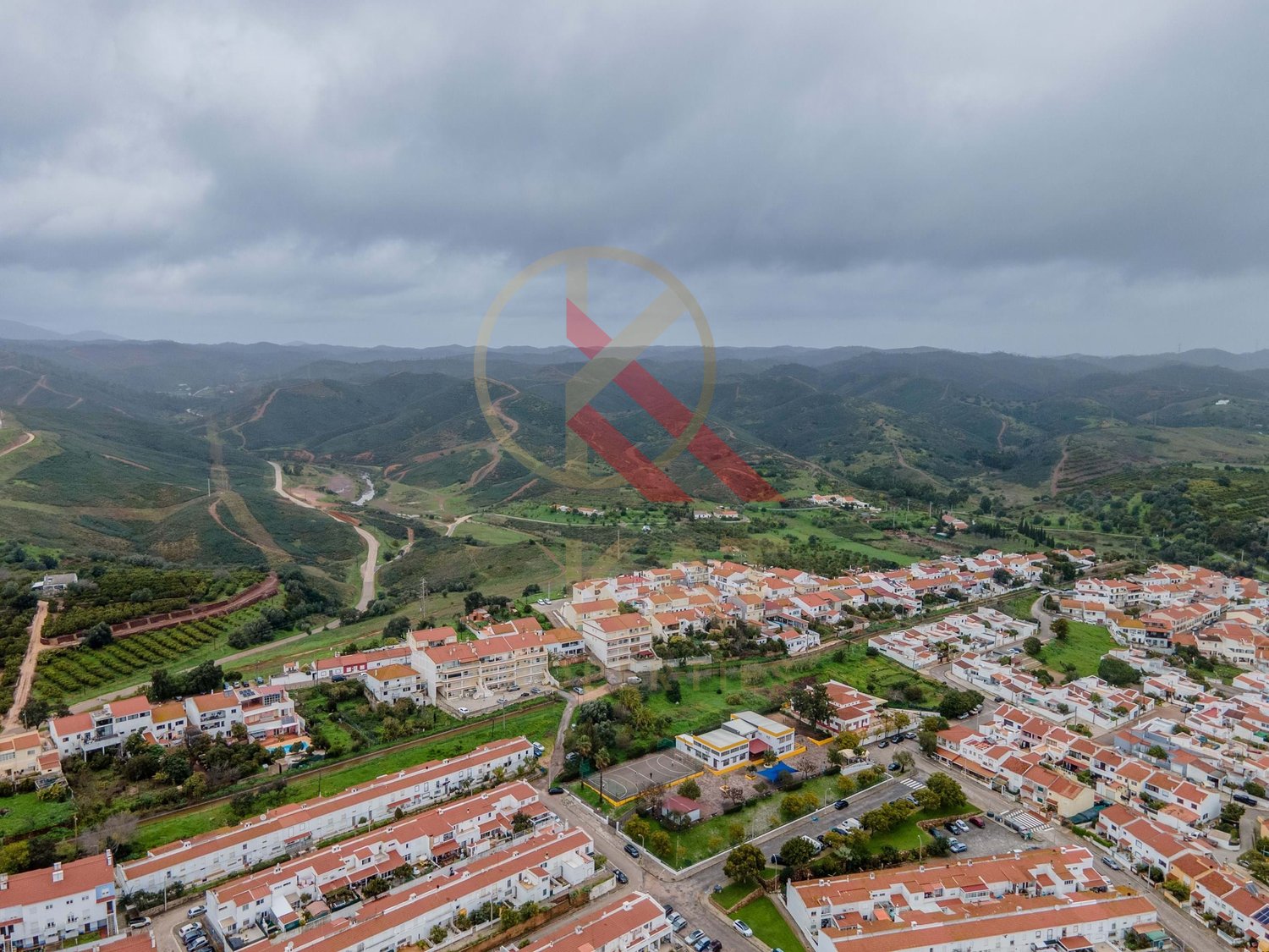 Apartamento T1 + 2 em Silves com Vista Desafogada 