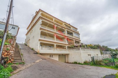 Apartamento T1 + 2 em Silves com Vista Desafogada