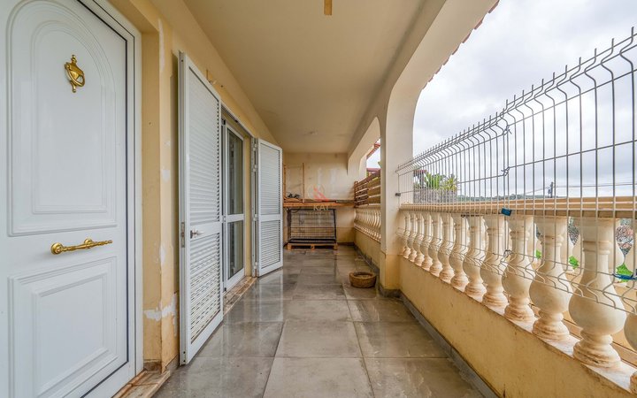 Apartamento T1 + 2 em Silves com Vista Desafogada 