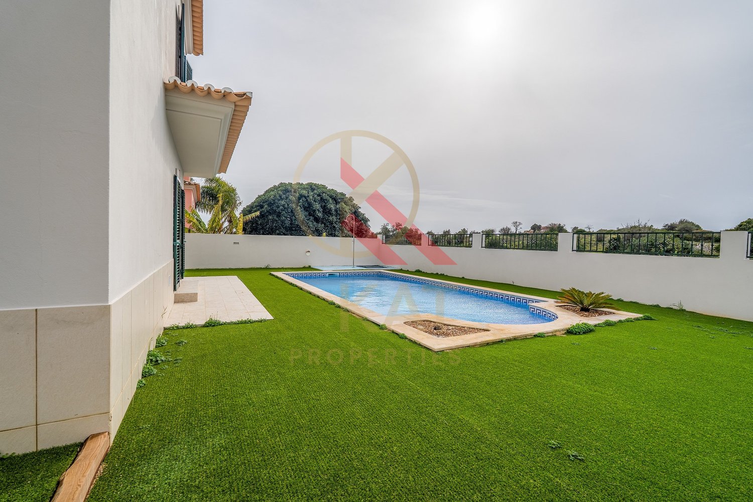 Excelente Moradia T3 com Piscina e Espaço Exterior Privativo