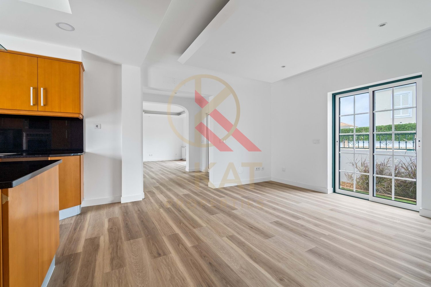 Excelente Moradia T3 com Piscina e Espaço Exterior Privativo