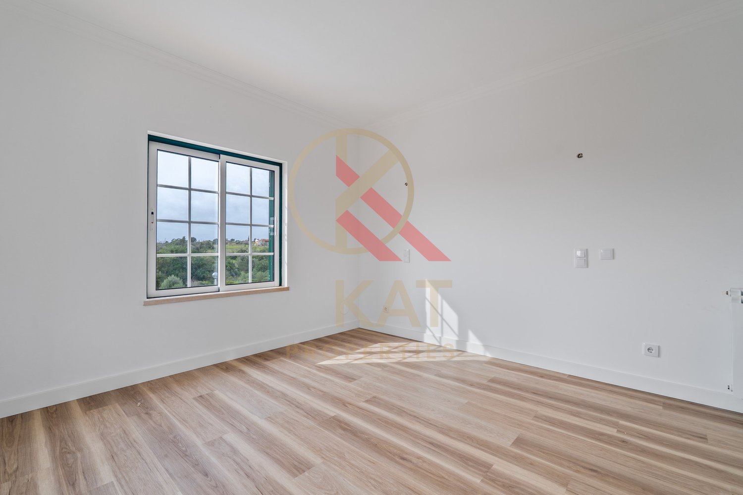 Excelente Moradia T3 com Piscina e Espaço Exterior Privativo