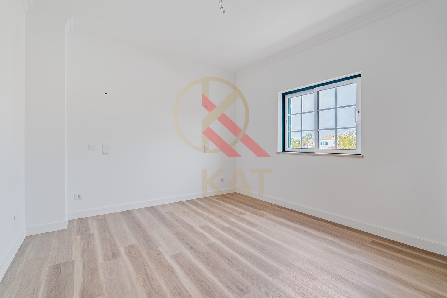 Excelente Moradia T3 com Piscina e Espaço Exterior Privativo