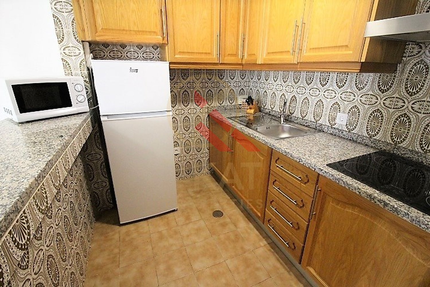 Apartamento T2 com Piscina e Vista Mar – Alporchinhos, Porches