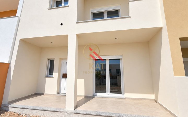 Moradia em Banda T3 em Odiáxere, Lagos