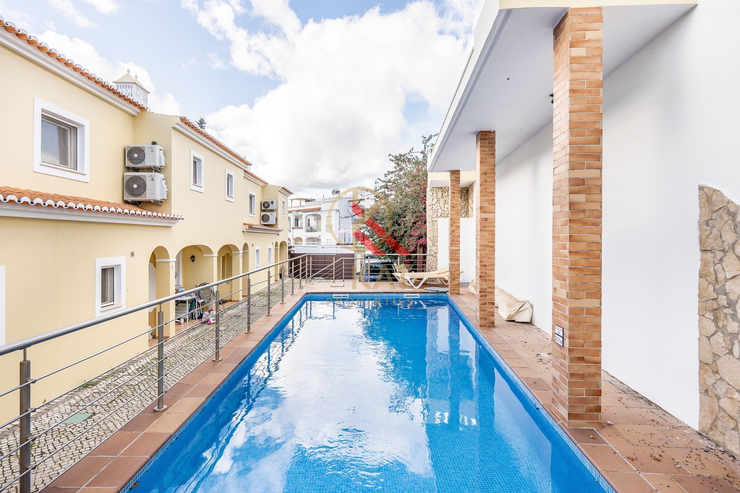 Moradia T3 em Condomínio Privado – Espiche, Lagos  para Arrendamento Anual