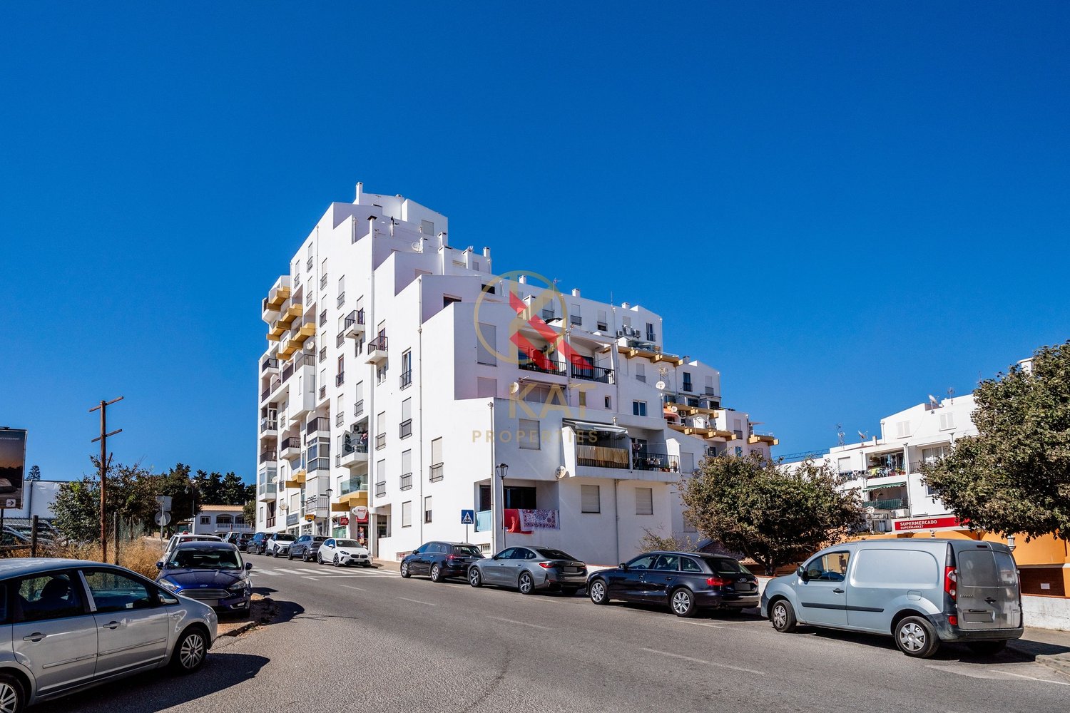T2 com Vista Mar e Excelente Localização na Praia da Luz