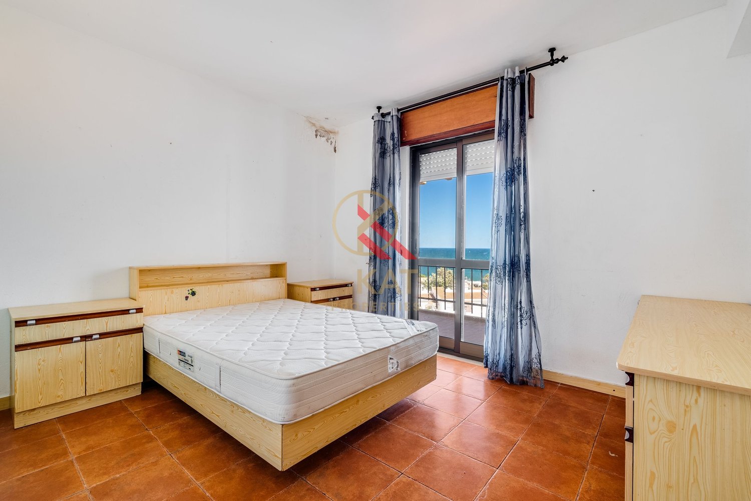 T2 com Vista Mar e Excelente Localização na Praia da Luz