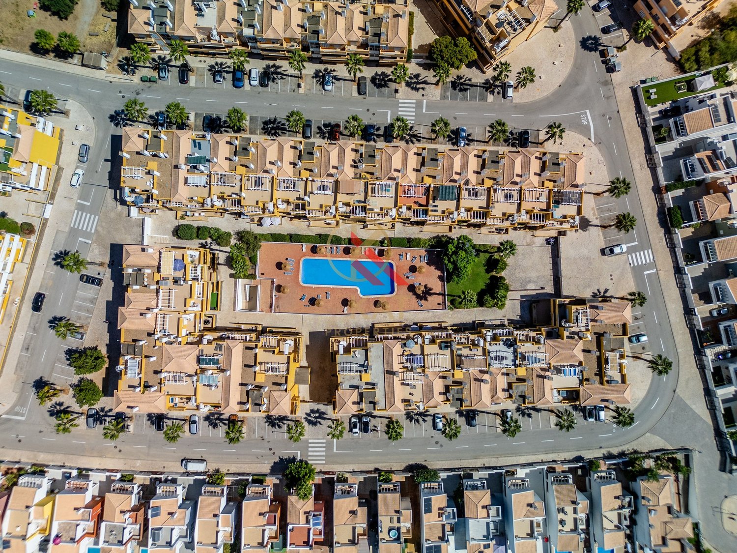 T2 com 2 WC e ampla varanda virada para a piscina | Conceição de Tavira