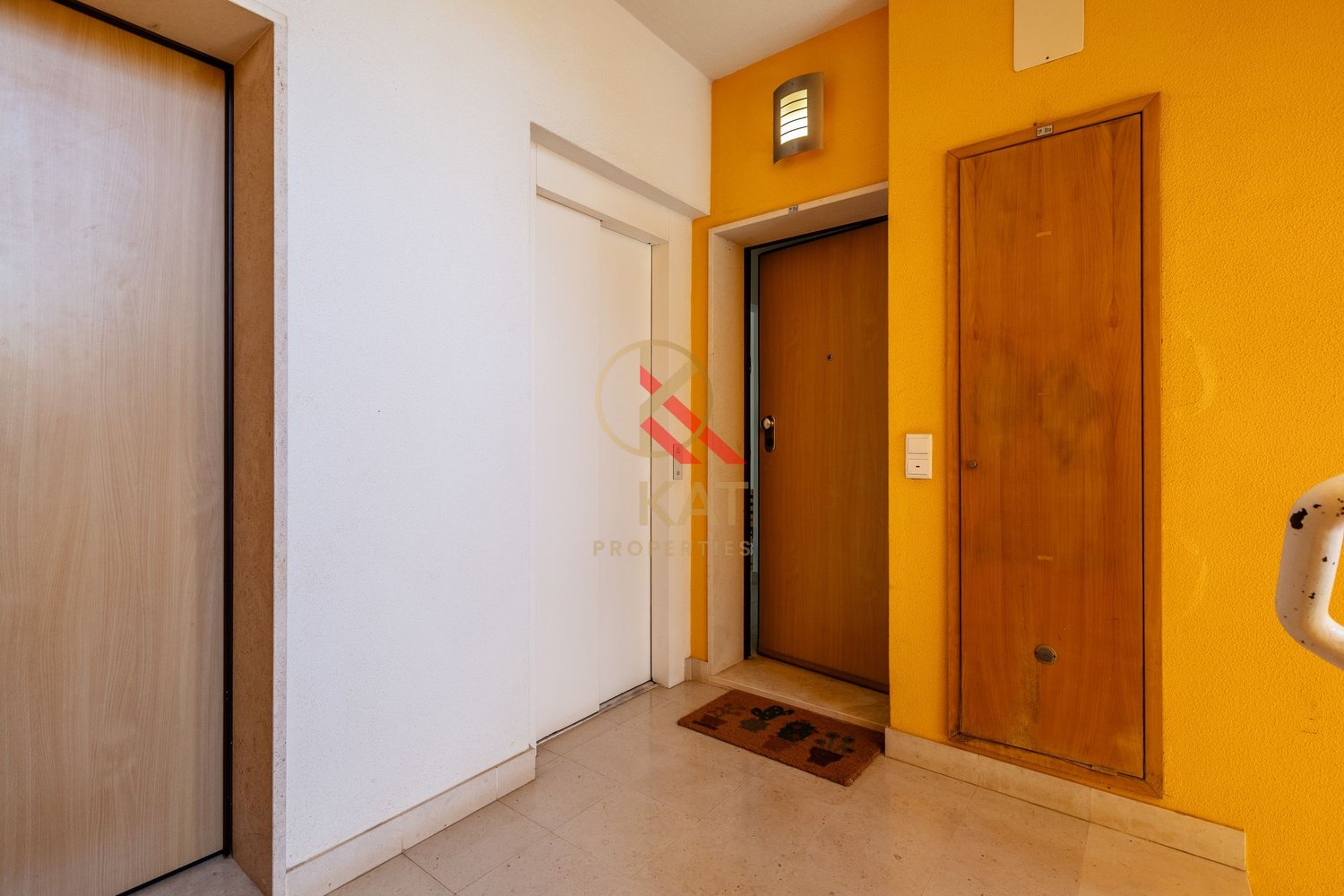 T2 com 2 WC e ampla varanda virada para a piscina | Conceição de Tavira