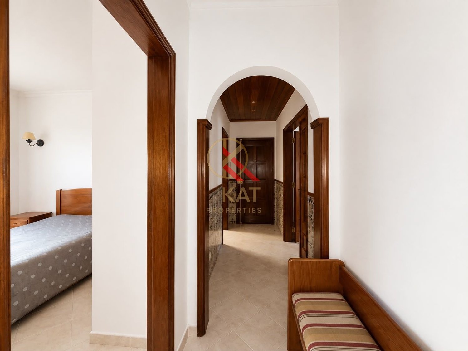 Apartamento T2 para Arrendamento Anual, Lagos